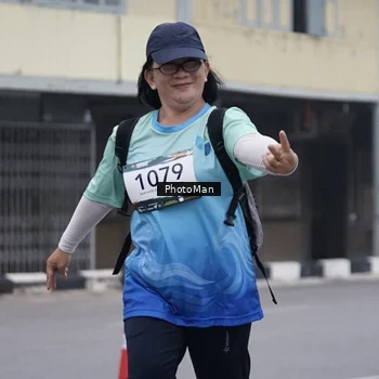 Runner Photo 8976754