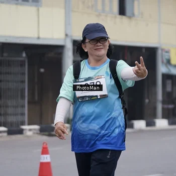 Runner Photo 8976755