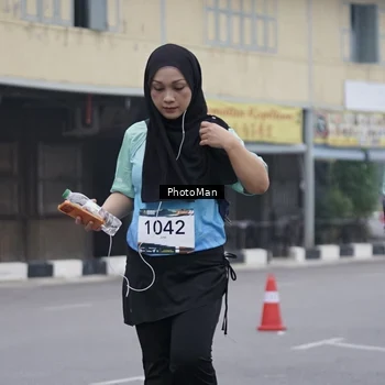 Runner Photo 8976756