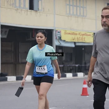 Runner Photo 8976764