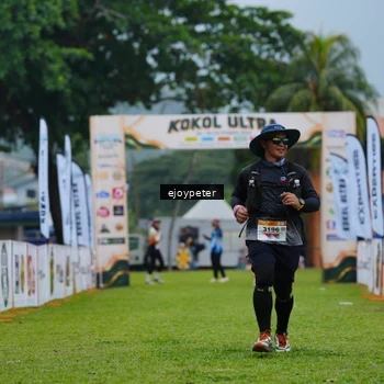 Runner Photo 8976801