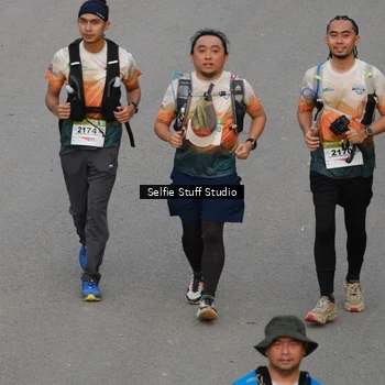 Runner Photo 8976817