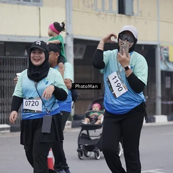 Runner Photo 8976825