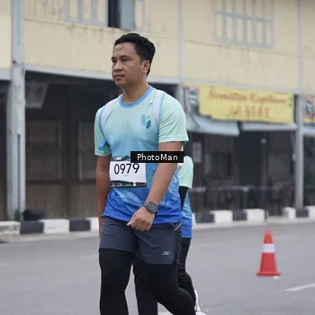 Runner Photo 8976832