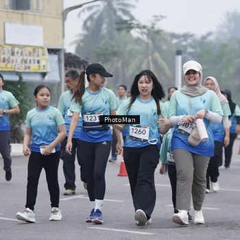 Runner Photo 8976853