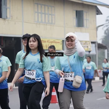 Runner Photo 8976858