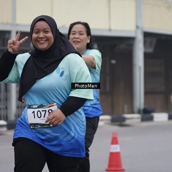 Runner Photo 8976871