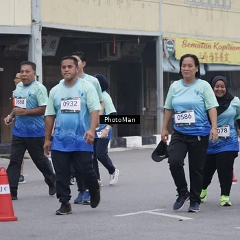 Runner Photo 8976872