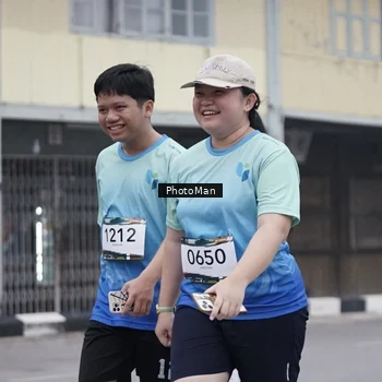 Runner Photo 8976891