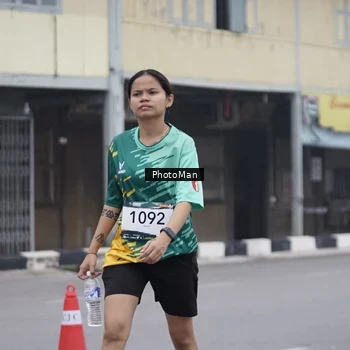 Runner Photo 8976892