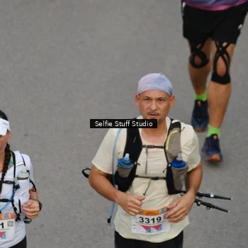 Runner Photo 8976894