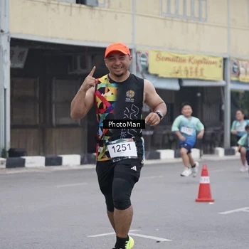Runner Photo 8976908