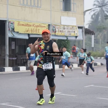 Runner Photo 8976909