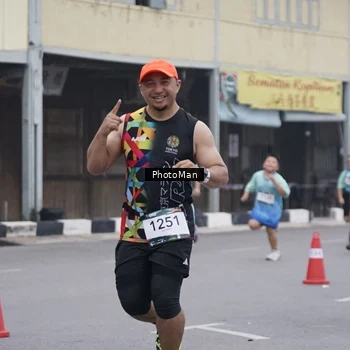 Runner Photo 8976925
