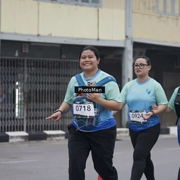 Runner Photo 8976942
