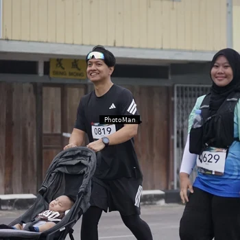 Runner Photo 8976957