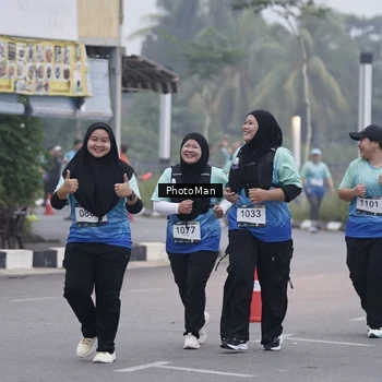 Runner Photo 8976973