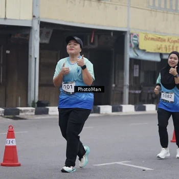Runner Photo 8976986
