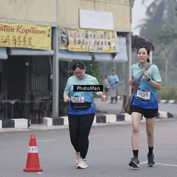 Runner Photo 8976992