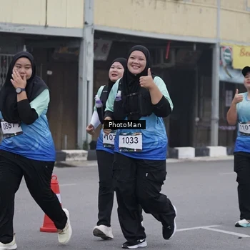 Runner Photo 8976993
