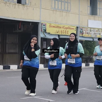 Runner Photo 8977004