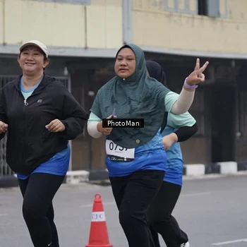 Runner Photo 8977028