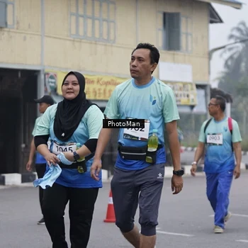 Runner Photo 8977046