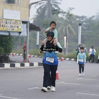 Runner Photo 8977070