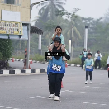 Runner Photo 8977072