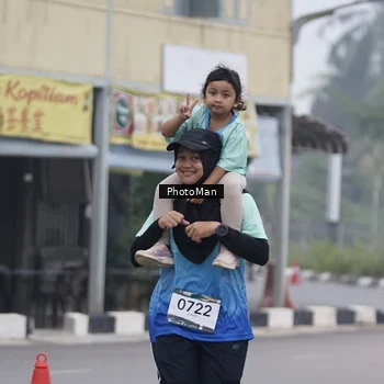 Runner Photo 8977078