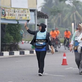 Runner Photo 8977088