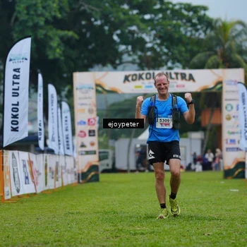 Runner Photo 8977175