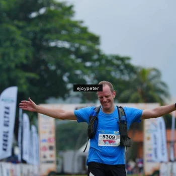 Runner Photo 8977197