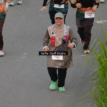 Runner Photo 8977199