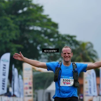 Runner Photo 8977212