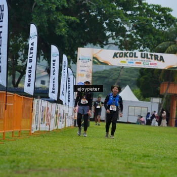 Runner Photo 8977216