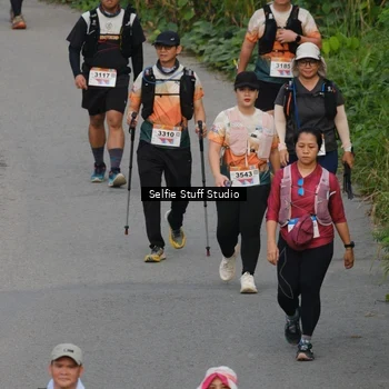 Runner Photo 8977218
