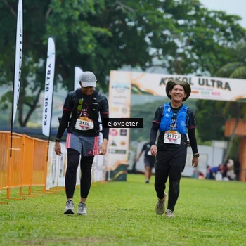 Runner Photo 8977275