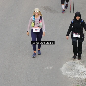 Runner Photo 8977299