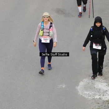 Runner Photo 8977300