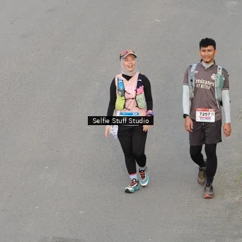 Runner Photo 8977309