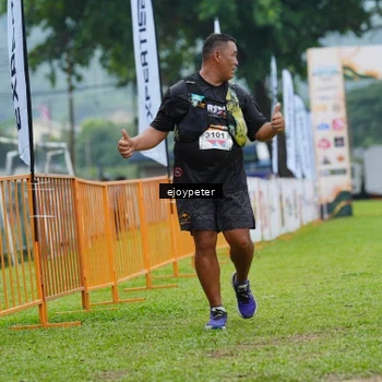 Runner Photo 8977316