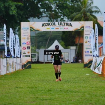 Runner Photo 8977347