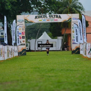 Runner Photo 8977463