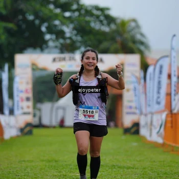 Runner Photo 8977473