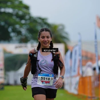 Runner Photo 8977478