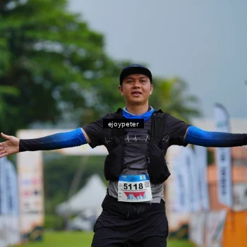 Runner Photo 8977495