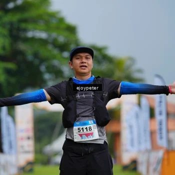 Runner Photo 8977497