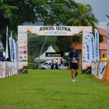Runner Photo 8977498