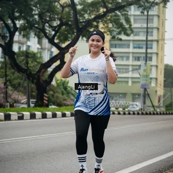 Runner Photo 8977725